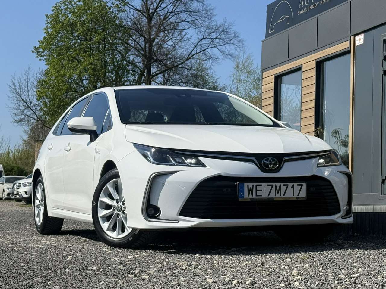 Toyota Corolla  | Przedni | Automatyczna | 125 Km | Bialy
