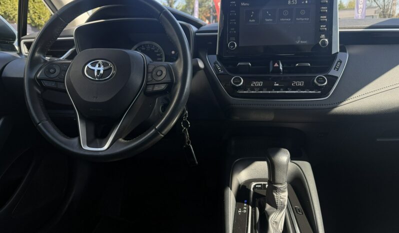 TOYOTA Corolla  | przedni | Automatyczna | 125 KM | bialy full