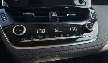 TOYOTA Corolla  | przedni | Automatyczna | 125 KM | bialy full