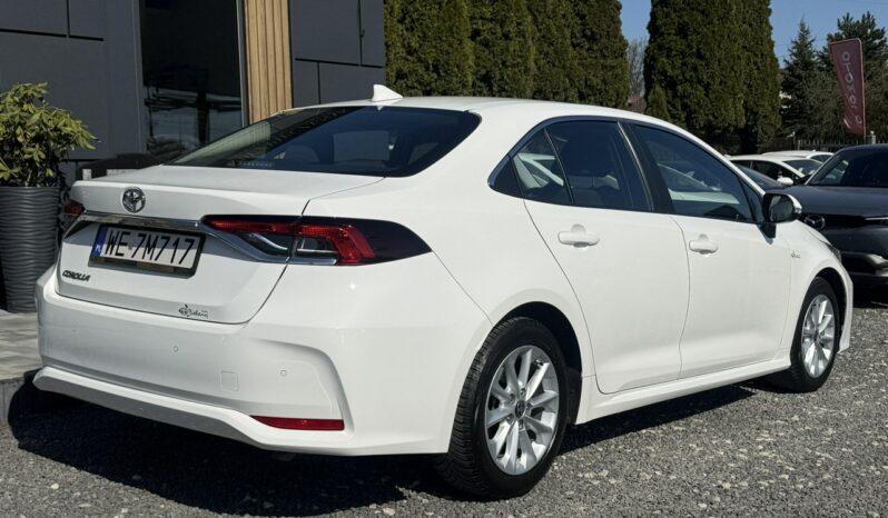 TOYOTA Corolla  | przedni | Automatyczna | 125 KM | bialy full