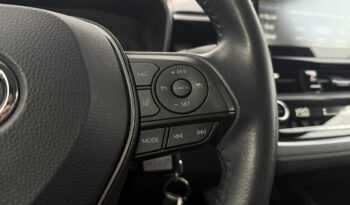 TOYOTA Corolla  | przedni | Automatyczna | 125 KM | bialy full