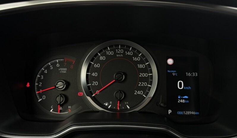 TOYOTA Corolla  | przedni | Automatyczna | 125 KM | bialy full