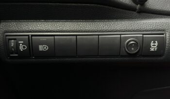 TOYOTA Corolla  | przedni | Automatyczna | 125 KM | bialy full