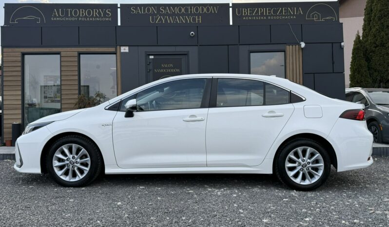 TOYOTA Corolla  | przedni | Automatyczna | 125 KM | bialy full