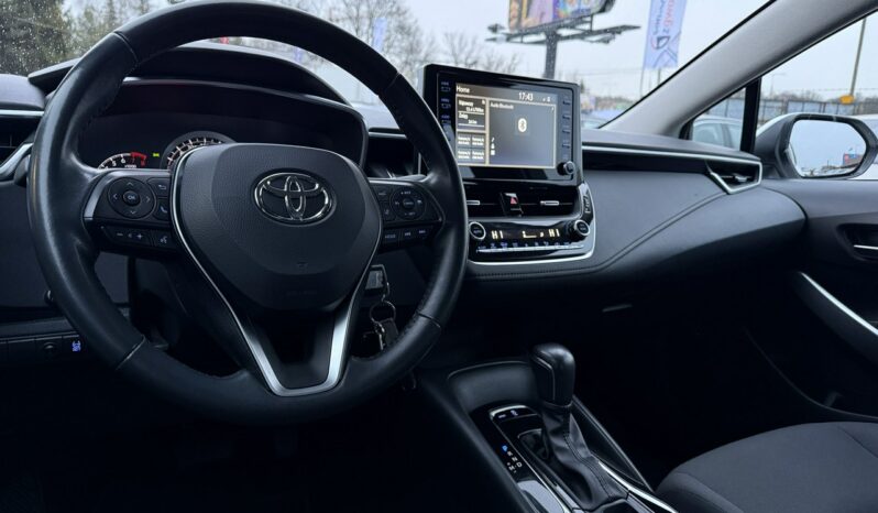 TOYOTA Corolla  | przedni | Automatyczna | 125 KM | bialy full