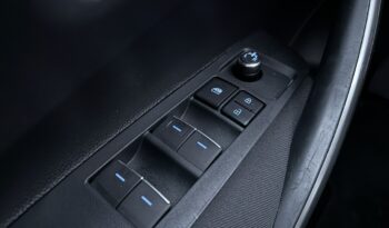 TOYOTA Corolla  | przedni | Automatyczna | 125 KM | bialy full