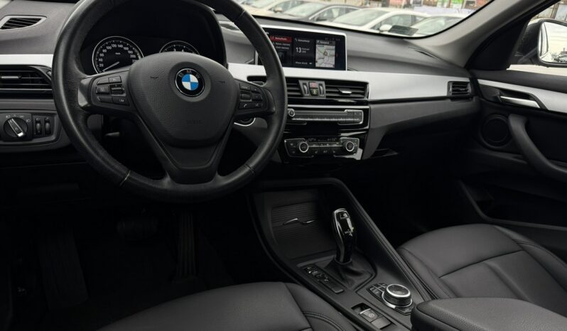 BMW X1  | przedni | Automatyczna | 140 KM | bialy full