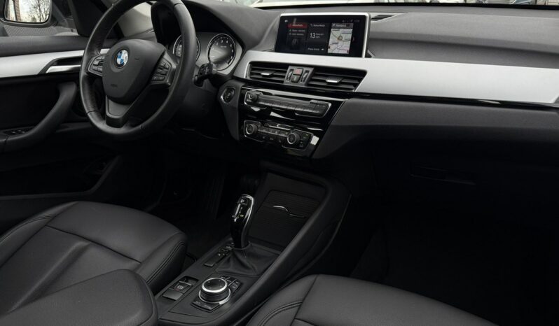 BMW X1  | przedni | Automatyczna | 140 KM | bialy full