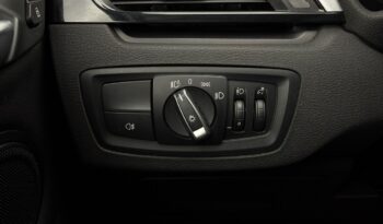 BMW X1  | przedni | Automatyczna | 140 KM | bialy full