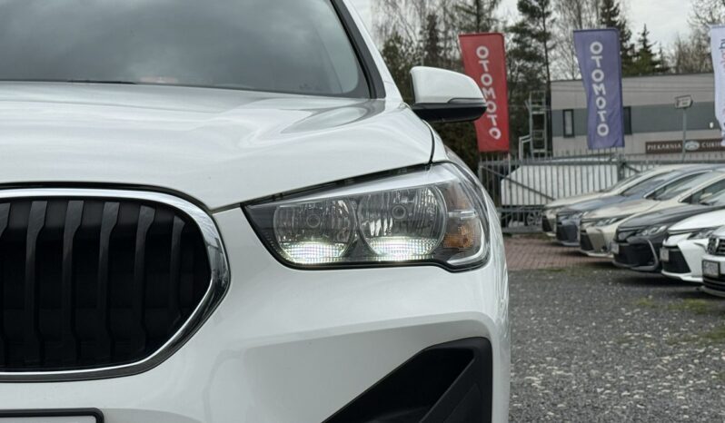 BMW X1  | przedni | Automatyczna | 140 KM | bialy full