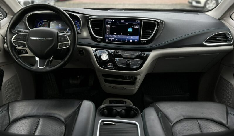 CHRYSLER Pacifica | przedni | Automatyczna | 291 KM | grafitowy full