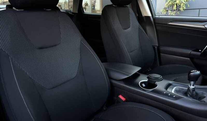 FORD Mondeo  | przedni | Manualna | 150 KM | niebieski ciemny full
