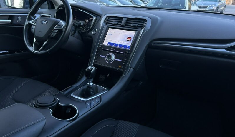 FORD Mondeo  | przedni | Manualna | 150 KM | niebieski ciemny full
