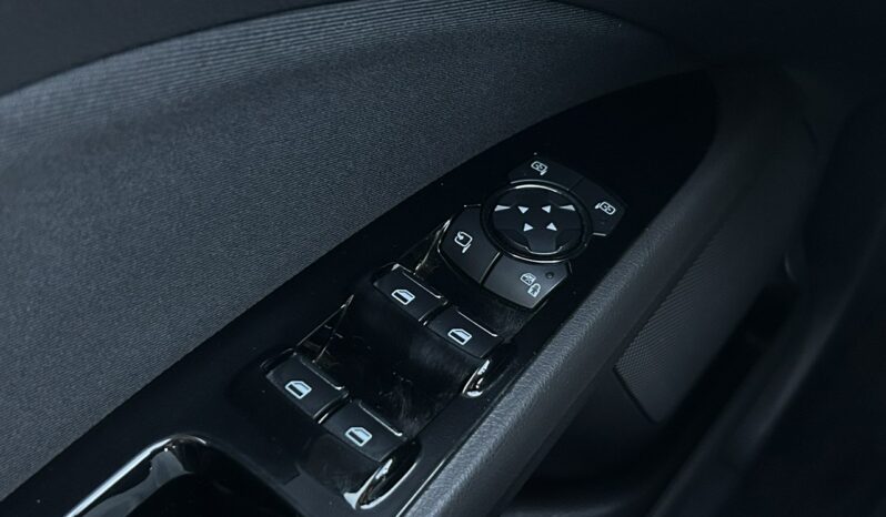 FORD Mondeo  | przedni | Manualna | 150 KM | niebieski ciemny full