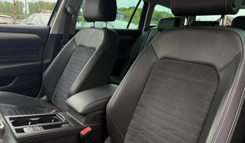 VOLKSWAGEN Passat  | przedni | Automatyczna | 190 KM | Szary full