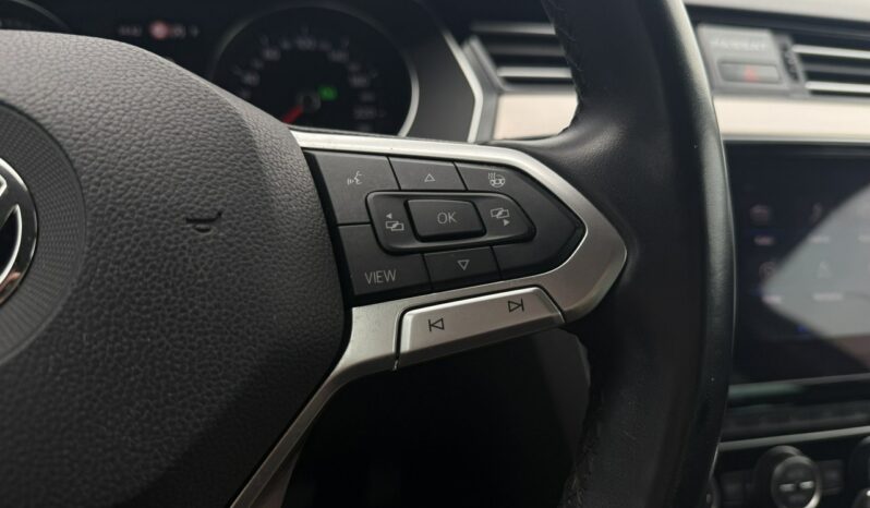VOLKSWAGEN Passat  | przedni | Automatyczna | 190 KM | Szary full