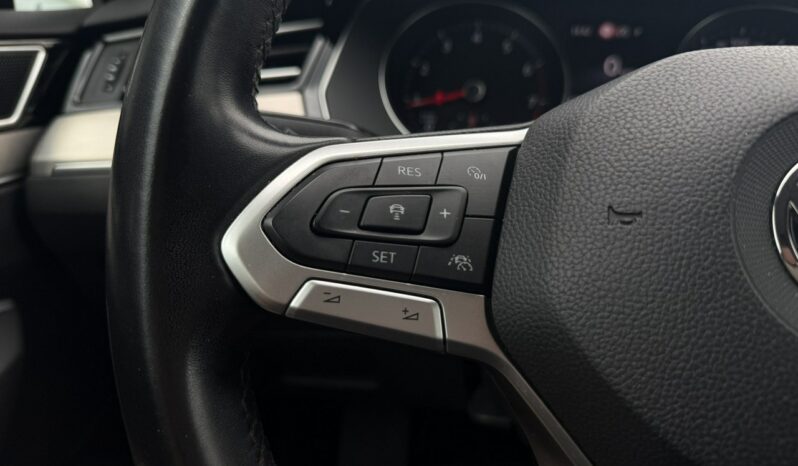 VOLKSWAGEN Passat  | przedni | Automatyczna | 190 KM | Szary full