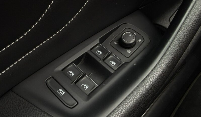 VOLKSWAGEN Passat  | przedni | Automatyczna | 190 KM | Szary full