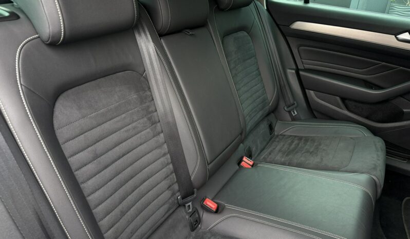 VOLKSWAGEN Passat  | przedni | Automatyczna | 190 KM | Szary full
