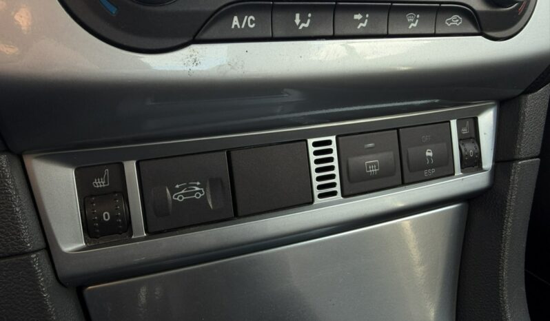 FORD Focus  | FWD (przód) | Manualna | 145 KM | Czerwony full