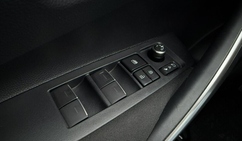 TOYOTA Corolla  | przedni | Manualna | 125 KM | Niebieski full