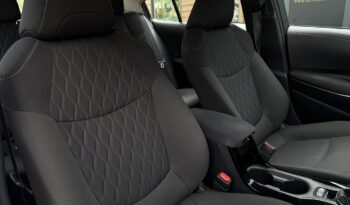 TOYOTA Corolla  | przedni | Manualna | 125 KM | Czarny full