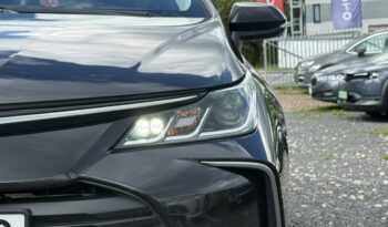 TOYOTA Corolla  | przedni | Manualna | 125 KM | Czarny full