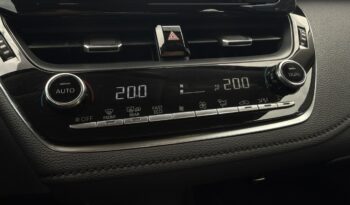 TOYOTA Corolla  | przedni | Automatyczna | 125 KM | bialy full