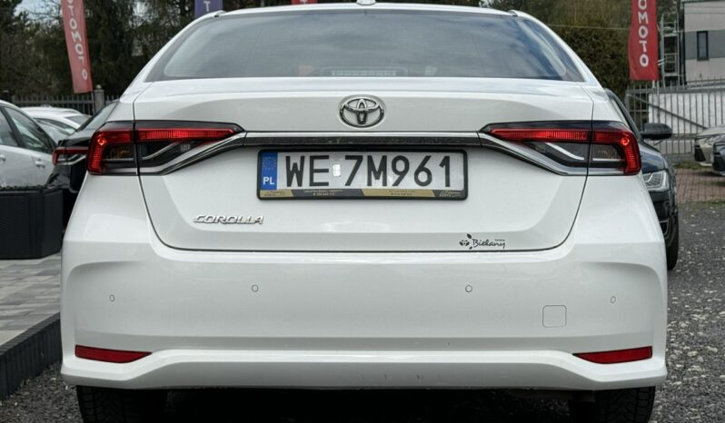 TOYOTA Corolla  | przedni | Automatyczna | 125 KM | bialy full