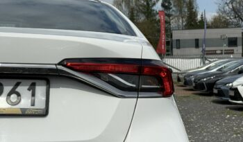 TOYOTA Corolla  | przedni | Automatyczna | 125 KM | bialy full