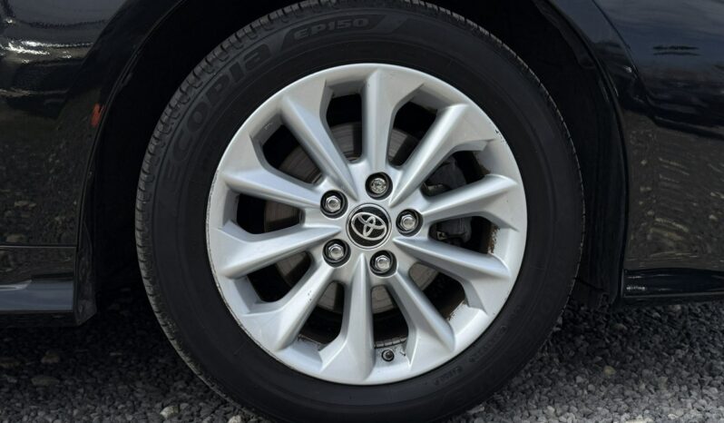 TOYOTA Corolla  | przedni | Manualna | 125 KM | Czarny full