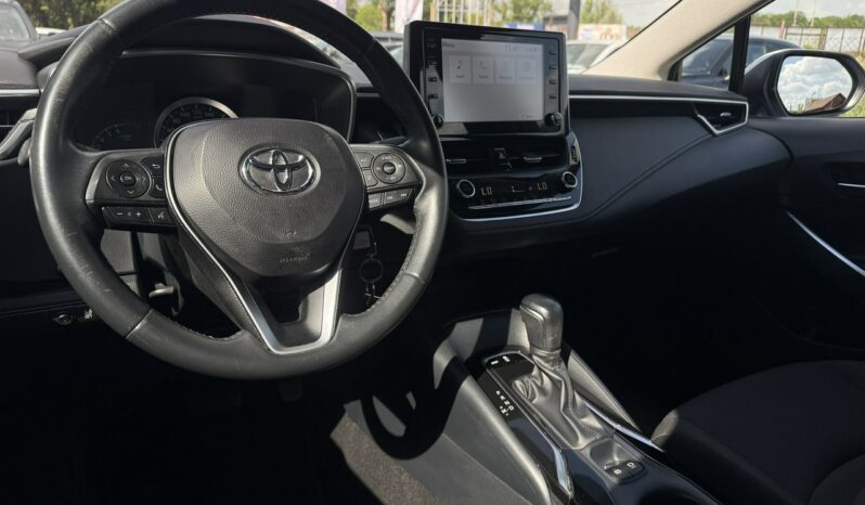 TOYOTA Corolla  | przedni | Automatyczna | 125 KM | bialy full