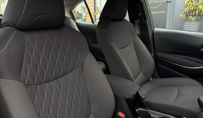 TOYOTA Corolla  | przedni | Manualna | 125 KM | Srebrny full