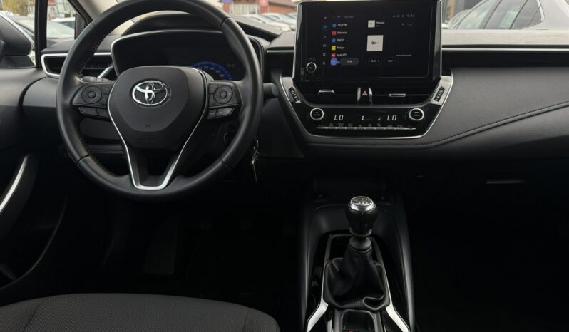 TOYOTA Corolla  | przedni | Manualna | 125 KM | Srebrny full