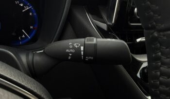 TOYOTA Corolla  | przedni | Manualna | 125 KM | Srebrny full