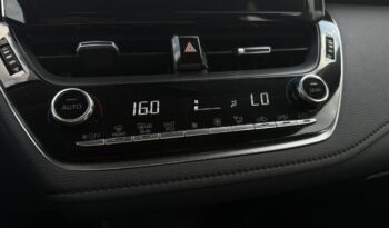 TOYOTA Corolla  | przedni | Manualna | 125 KM | Srebrny full