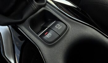 TOYOTA Corolla  | przedni | Manualna | 125 KM | Srebrny full