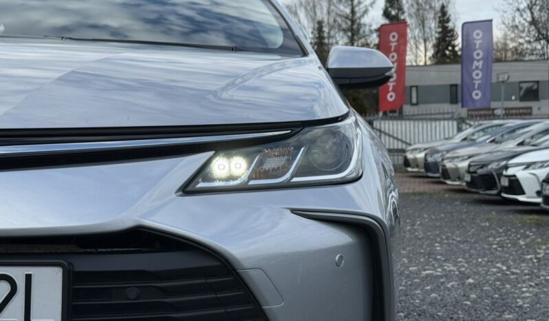 TOYOTA Corolla  | przedni | Manualna | 125 KM | Srebrny full