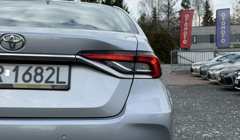 TOYOTA Corolla  | przedni | Manualna | 125 KM | Srebrny full