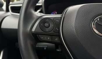 TOYOTA Corolla  | przedni | Manualna | 125 KM | zloty full