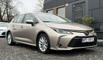TOYOTA Corolla  | przedni | Manualna | 125 KM | zloty full