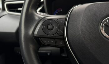 TOYOTA Corolla  | przedni | Manualna | 125 KM | zloty full