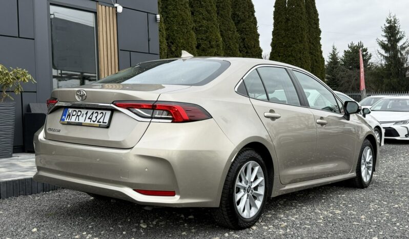 TOYOTA Corolla  | przedni | Manualna | 125 KM | zloty full