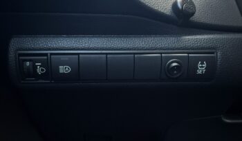 TOYOTA Corolla  | przedni | Automatyczna | 125 KM | bialy full