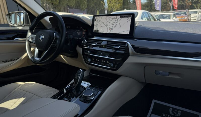 BMW 518 | tylny | Automatyczna | 150 KM | Czarny full