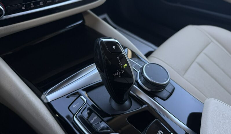 BMW 518 | tylny | Automatyczna | 150 KM | Czarny full