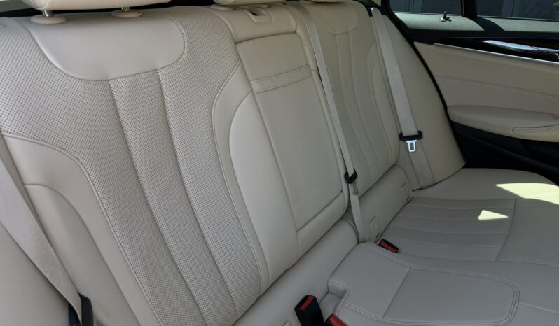 BMW 518 | tylny | Automatyczna | 150 KM | Czarny full