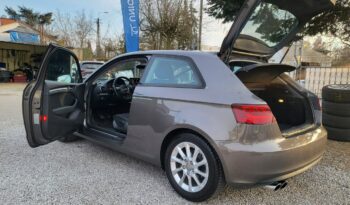 AUDI A3  | przedni | Manualna | 122 KM | Brązowy full