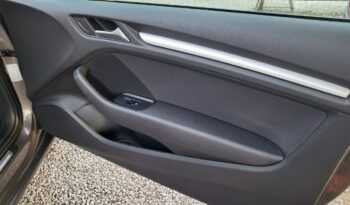 AUDI A3  | przedni | Manualna | 122 KM | Brązowy full