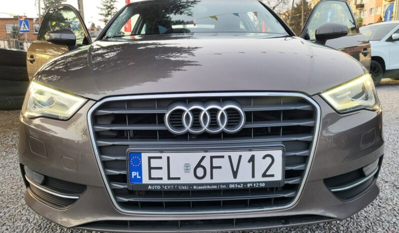 AUDI A3  | przedni | Manualna | 122 KM | Brązowy full